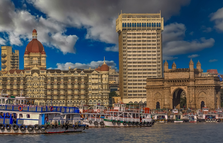 A Local’s Guide to Exploring Mumbai in 48 Hours