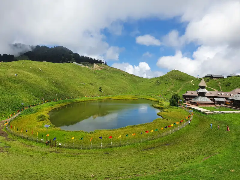 Prasar lake trek